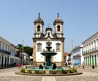 Explore o Centro Histórico de Caxias do Sul: Um Roteiro Imperdível